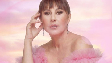 Nilüfer’den Yeni Şarkı “Gökyüzü”