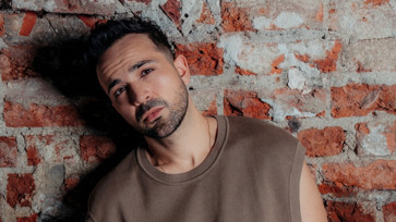 Asil Gök’ten İlk Single İlk Heyecan
