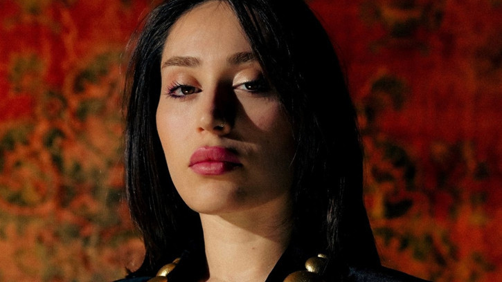 Afra’dan Yeni Şarkı: “Ara Durak”