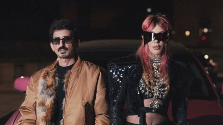 Ozan Bayraşa & Hande Yener’den Dans Şarkısı “180”