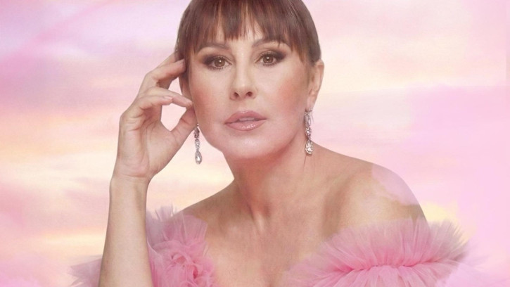 Nilüfer’den Yeni Şarkı “Gökyüzü”