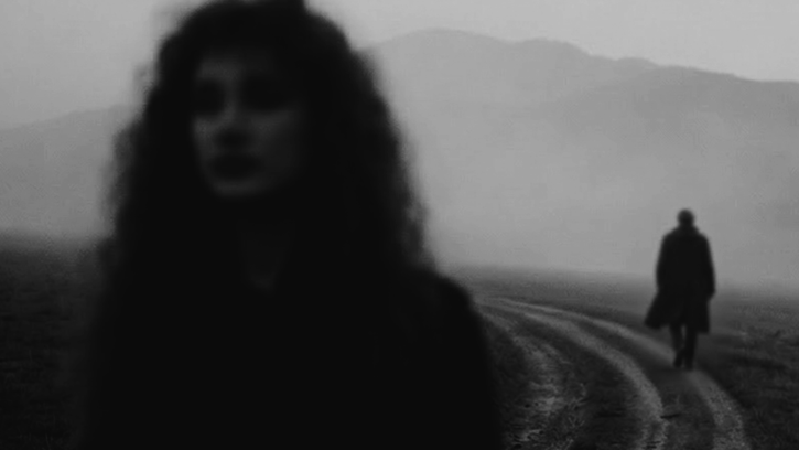 Mela Bedel’den “Yolda Bıraktın”