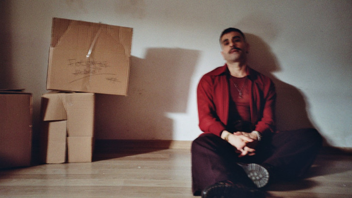 Gökhan Türkmen’den Yeni Şarkı: “Yalan”